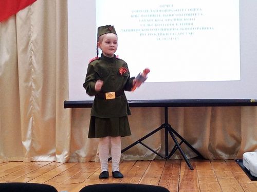 Встреча с жителями поселения началась с выставки