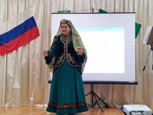 Встреча с жителями поселения началась с выставки