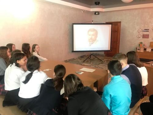 Среднее Девятово: как здесь отмечают День родного языка