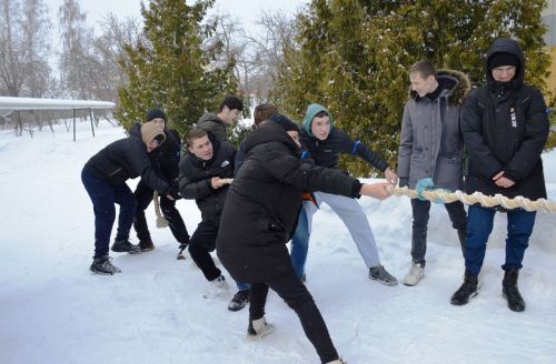 Веселую Масленицу отметили в Лаишевском техникуме