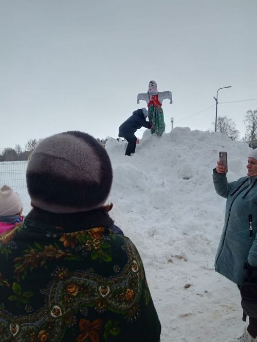Никто не хотел уходить после окончания праздника