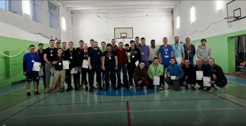 В Больших Кабанах встретились волейболисты района