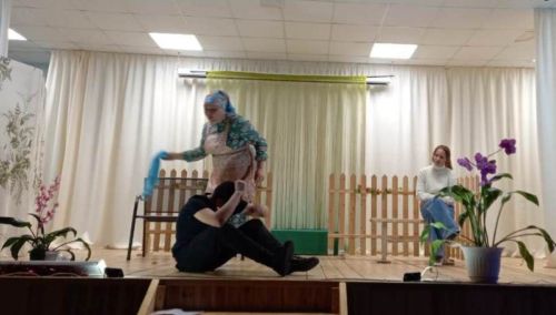Зрители аплодировали стоя