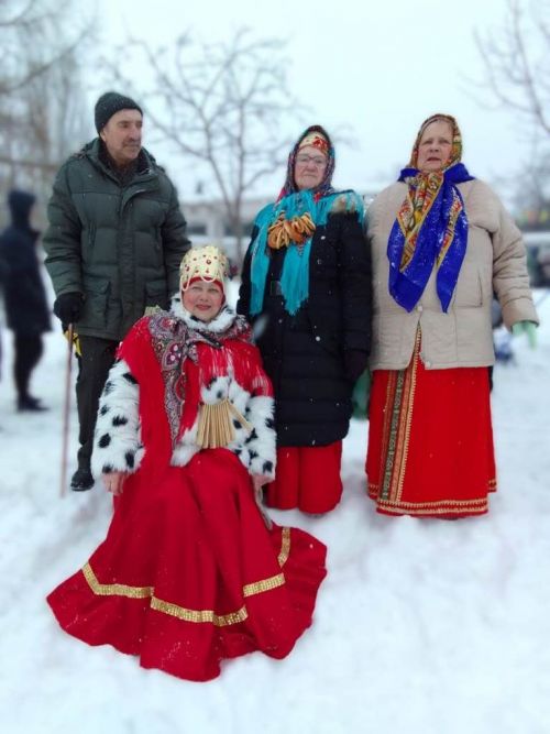 Яркая Масленица в Карадулях