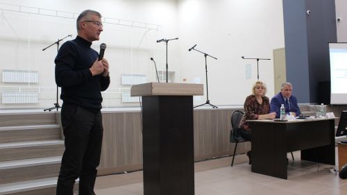 Жители Орловского поселения встретились с руководством Лаишевского района