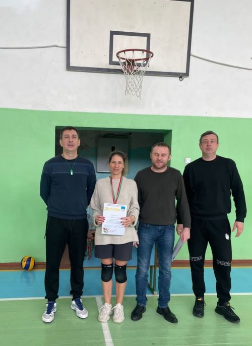 В Больших Кабанах состязались волейболистки Лаишевского района