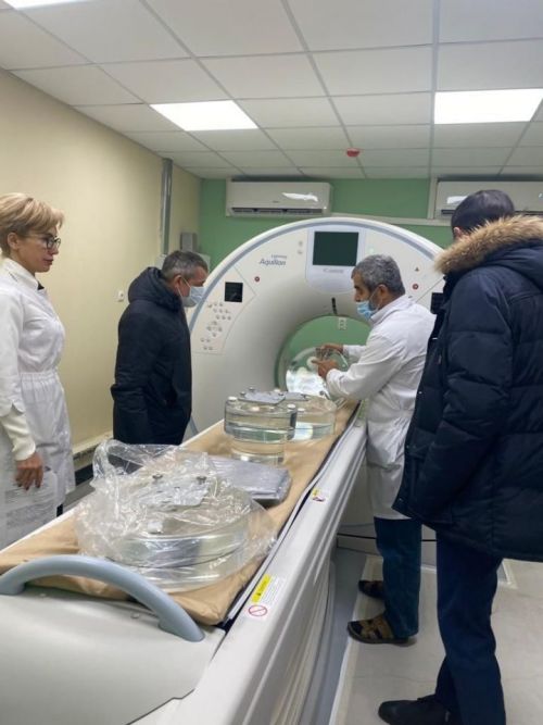 Лаеш үзәк хастаханәсендә компьютер томографы тест режимында эшли