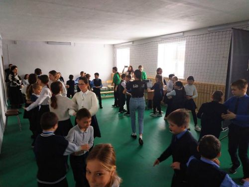 Участники кряшенской группы «Бэрэкэт» вновь  встретились с ташкирменскими школьниками