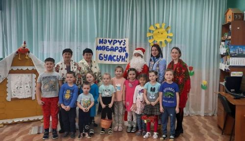 В Атабаево отметили Науруз и взрослые, и дети