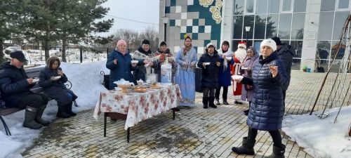 В Атабаево отметили Науруз и взрослые, и дети