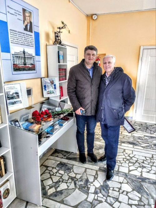 В Большекабанской школе отметили День памяти ее выпускника, профессора Валентина Андреева