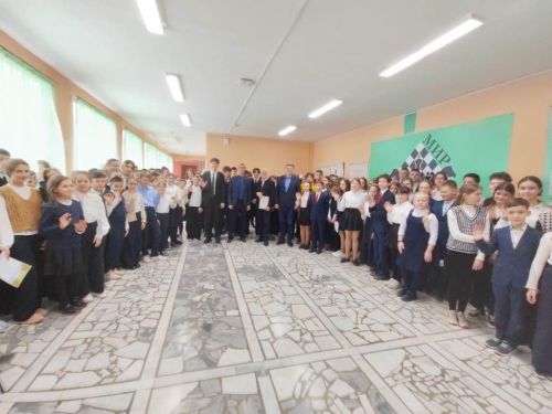 В Большекабанской школе отметили День памяти ее выпускника, профессора Валентина Андреева