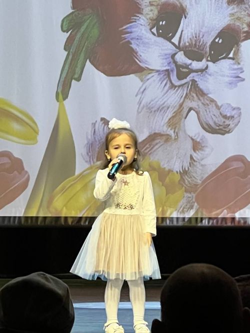 Подарили своим односельчанам «Весенний букет»
