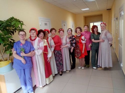 Артистлар Лаеш үзәк хастаханәсендә концерт куйдылар