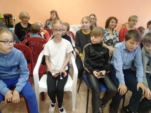 В Лаишеве творческие коллективы районного дома культуры отметили Святую Пасху