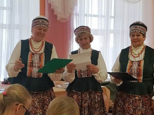 В Лаишеве творческие коллективы районного дома культуры отметили Святую Пасху