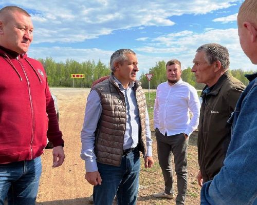 Глава Лаишевского района Ильдус Зарипов ознакомился с ходом весенне-полевых работ