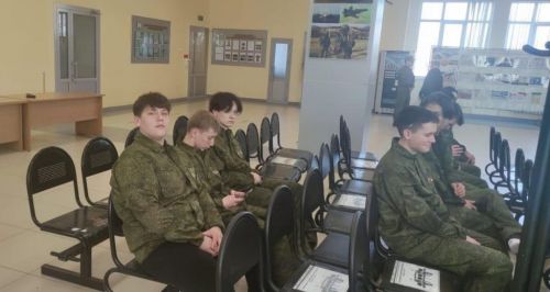 Лаишевские десятиклассники проходят учебные сборы по основам военной службы