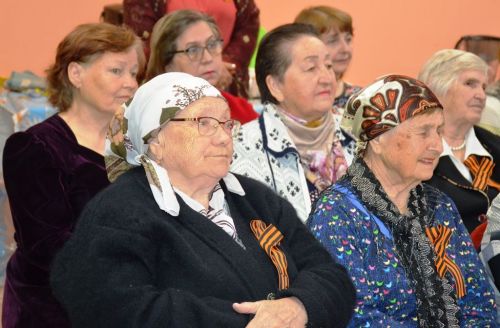 Песни и стихи военных лет звучали в РДК Лаишева