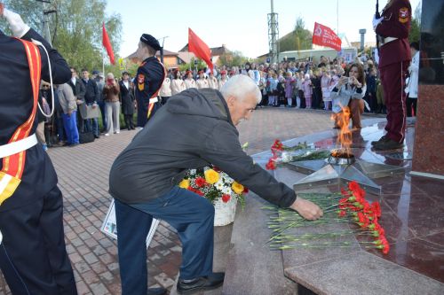 Новый памятник в селе Усады символизирует преемственность поколений
