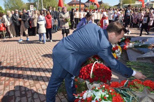 Новый памятник в селе Усады символизирует преемственность поколений