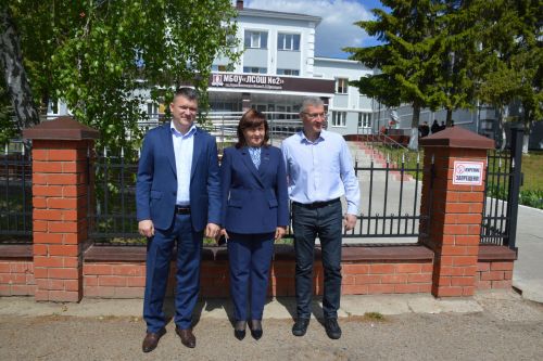 Общественные деятели республики и Лаишевского района проверили состояние школьного питания