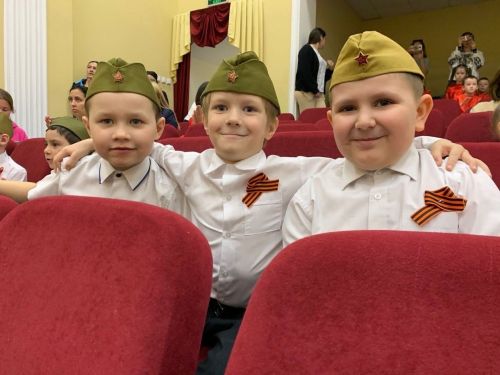 Районный патриотический фестиваль прошел в сельском доме культуры в Сокурах