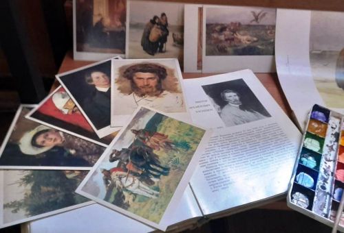 В Лаишевской библиотеке организована новая выставка-вернисаж «Богатырь русской живописи»