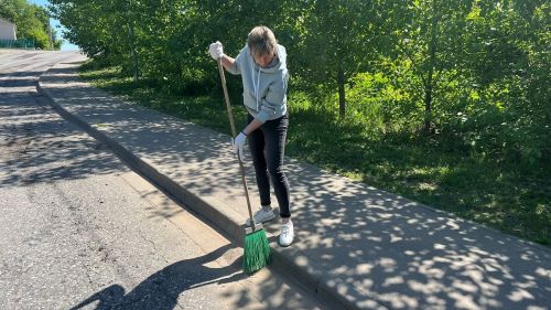 Совет и Исполком Лаишевского района вышли на субботник