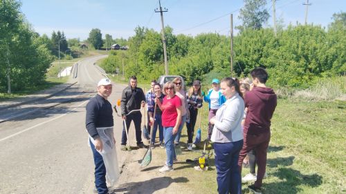 Совет и Исполком Лаишевского района вышли на субботник