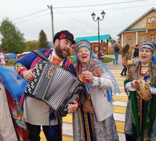 Путешествие по страницам праздника «Каравон»