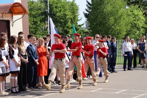 Прошел последний звонок в Лаишевской гимназии №1