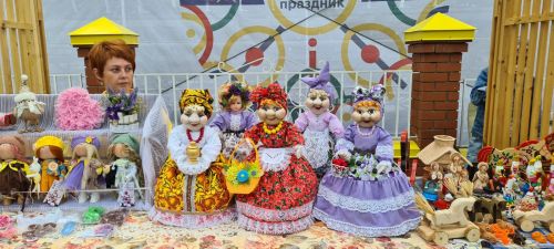 Каравон-2023. В Никольском становится все оживленнее