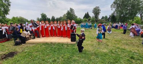 Каравон объединяет людей