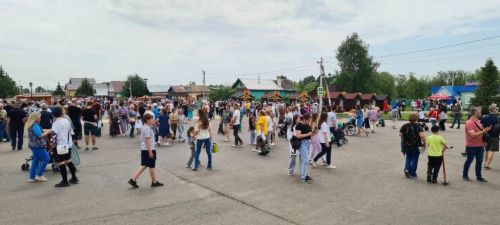 Каравон объединяет людей