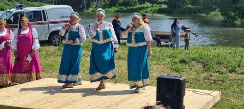 Каравон объединяет людей