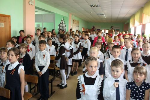 Учащиеся Лаишевской школы № 3 пели песни военных лет