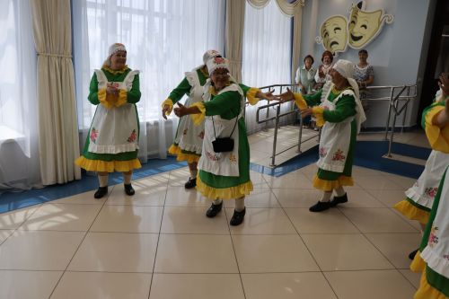 Клуб веселых и находчивых для людей с ограниченными возможностями по здоровью посвятили празднику «День России»