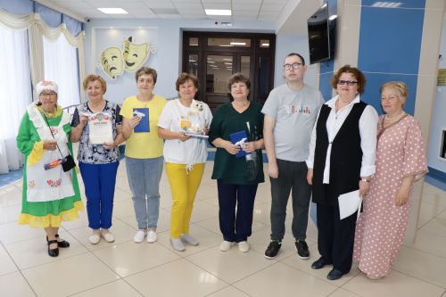 Клуб веселых и находчивых для людей с ограниченными возможностями по здоровью посвятили празднику «День России»
