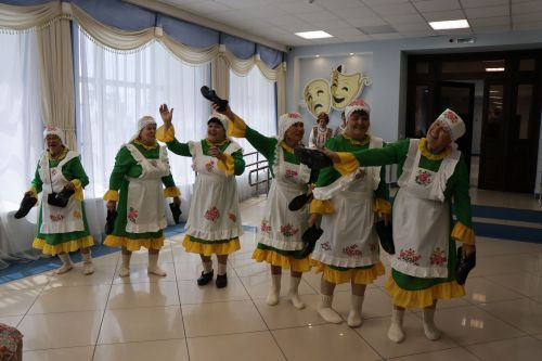 Клуб веселых и находчивых для людей с ограниченными возможностями по здоровью посвятили празднику «День России»