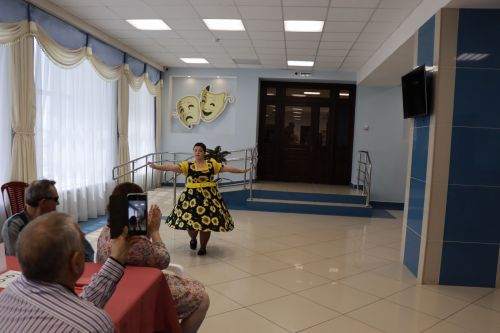 Клуб веселых и находчивых для людей с ограниченными возможностями по здоровью посвятили празднику «День России»