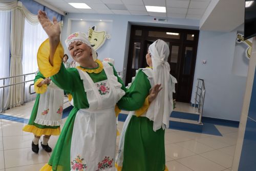 Клуб веселых и находчивых для людей с ограниченными возможностями по здоровью посвятили празднику «День России»