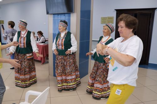 Клуб веселых и находчивых для людей с ограниченными возможностями по здоровью посвятили празднику «День России»
