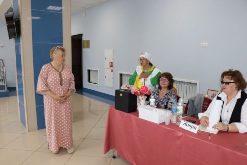 Клуб веселых и находчивых для людей с ограниченными возможностями по здоровью посвятили празднику «День России»