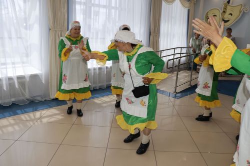 Клуб веселых и находчивых для людей с ограниченными возможностями по здоровью посвятили празднику «День России»