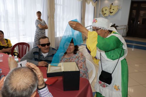 Клуб веселых и находчивых для людей с ограниченными возможностями по здоровью посвятили празднику «День России»