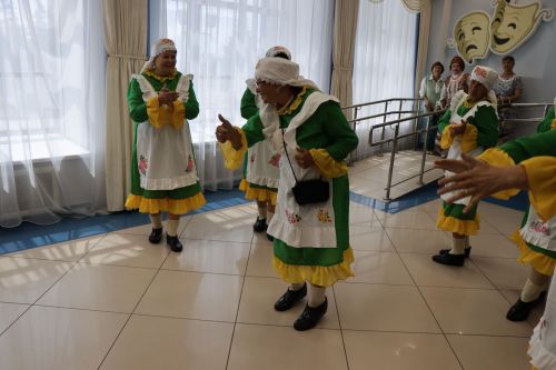 Клуб веселых и находчивых для людей с ограниченными возможностями по здоровью посвятили празднику «День России»