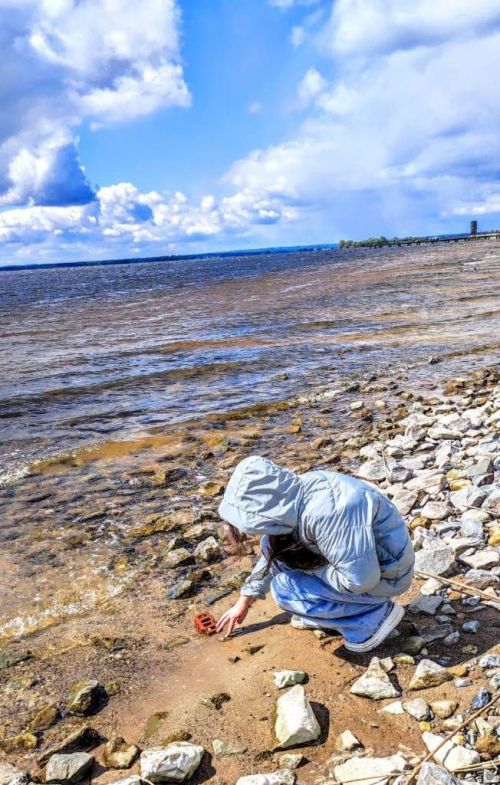 Пролетают времени мгновенья