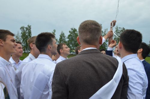 Для 176 выпускников Лаишевского технико-экономического техникума прозвенел последний звонок