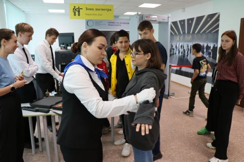 Прокурор Лаишевского района поздравил воспитанников детского дома с Днем защиты детей